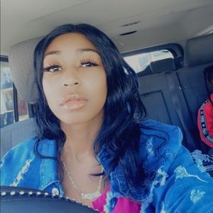 Meet your Posher, Jasmine